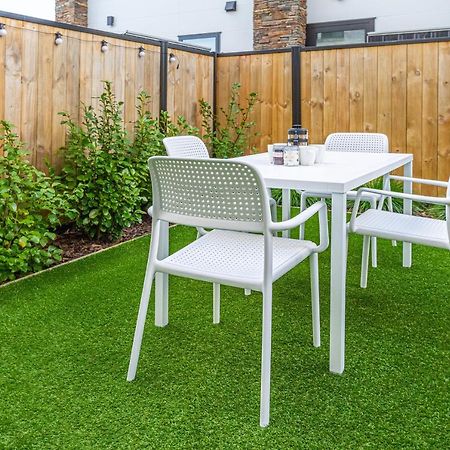 Vibrant City Abode - 2 Bed 2 Bath Leilighet Christchurch Eksteriør bilde