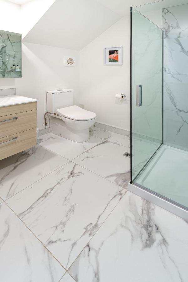 Vibrant City Abode - 2 Bed 2 Bath Leilighet Christchurch Eksteriør bilde