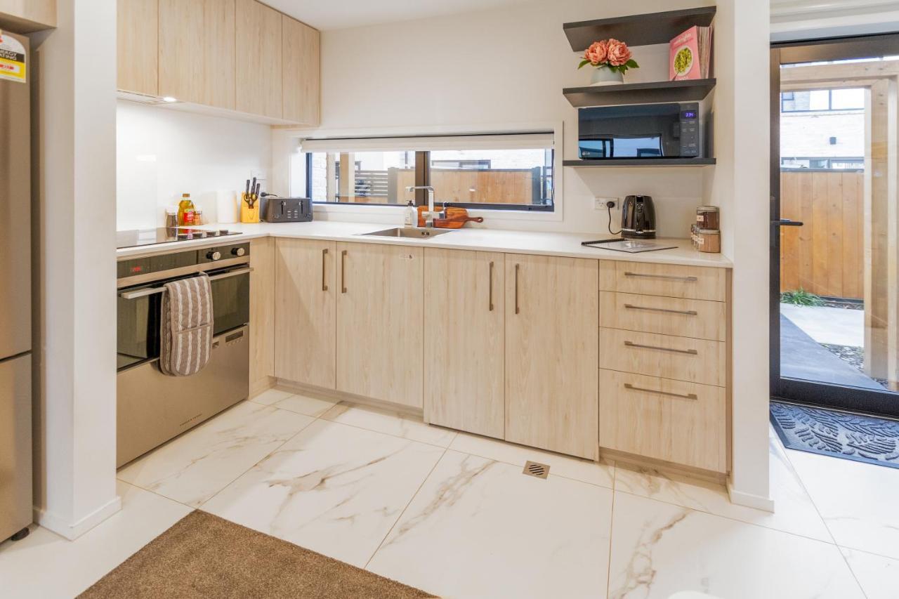 Vibrant City Abode - 2 Bed 2 Bath Leilighet Christchurch Eksteriør bilde